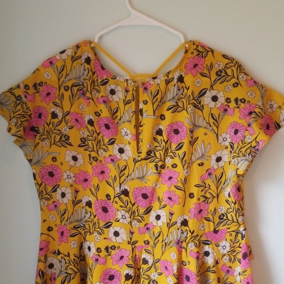 Farrow Floral Shift Dress - Size M - Picture 6 of 8